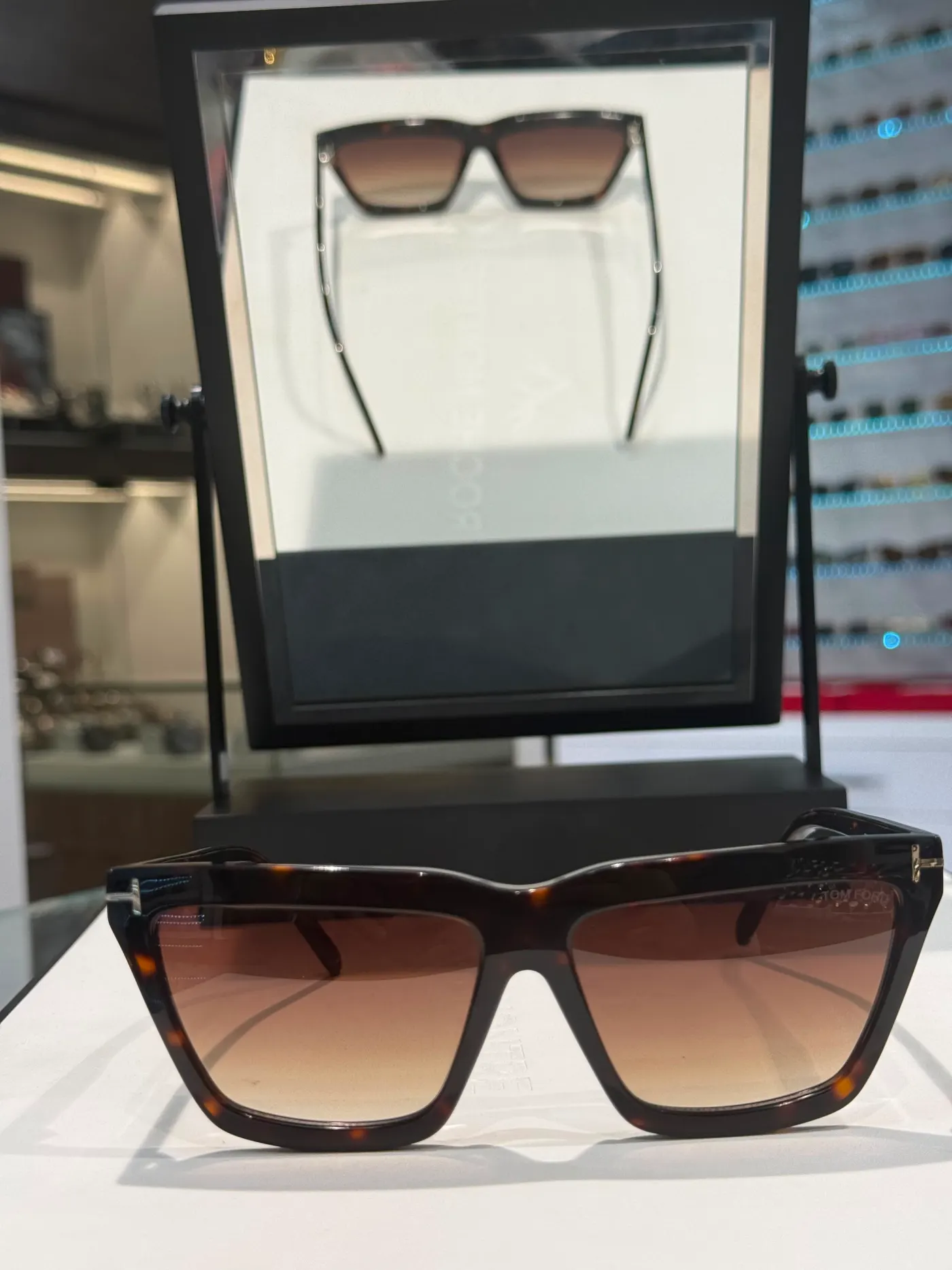 Tom Ford TF-42
